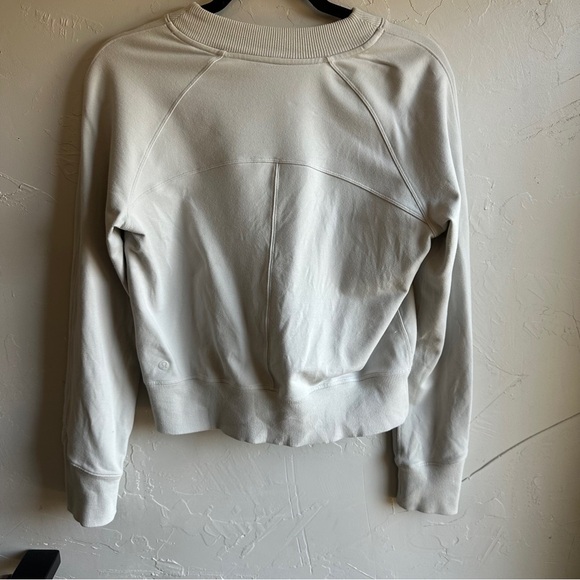 lululemon White Sweatshirt - Picture 13 of 16